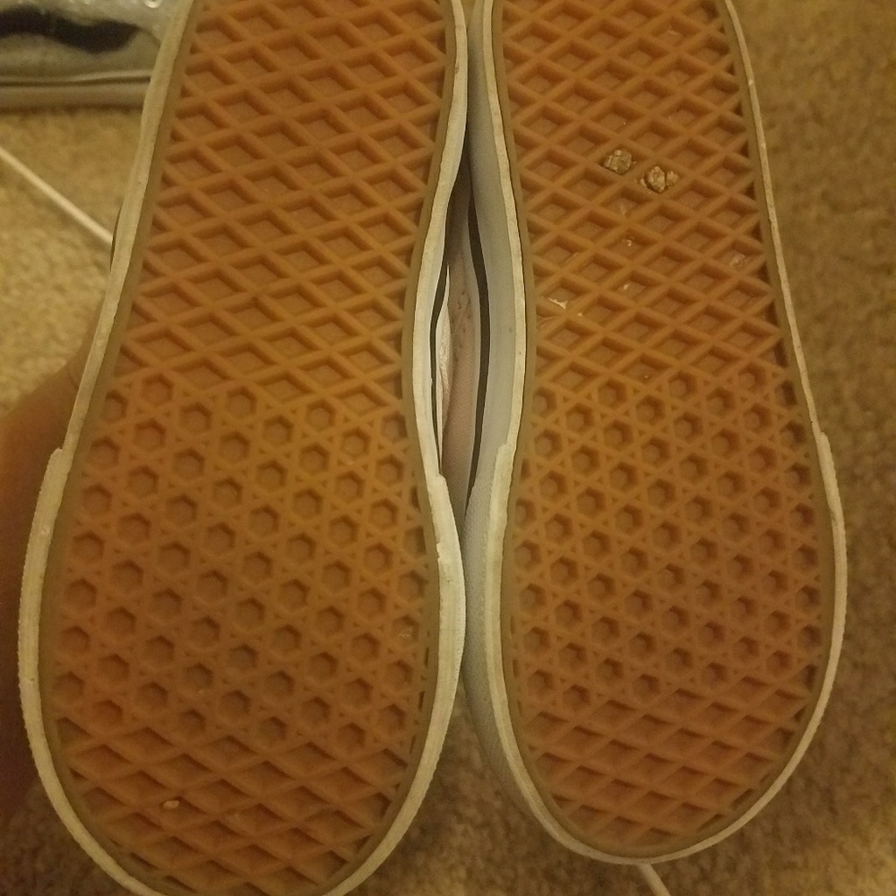 Vans - Picture 2 of 2